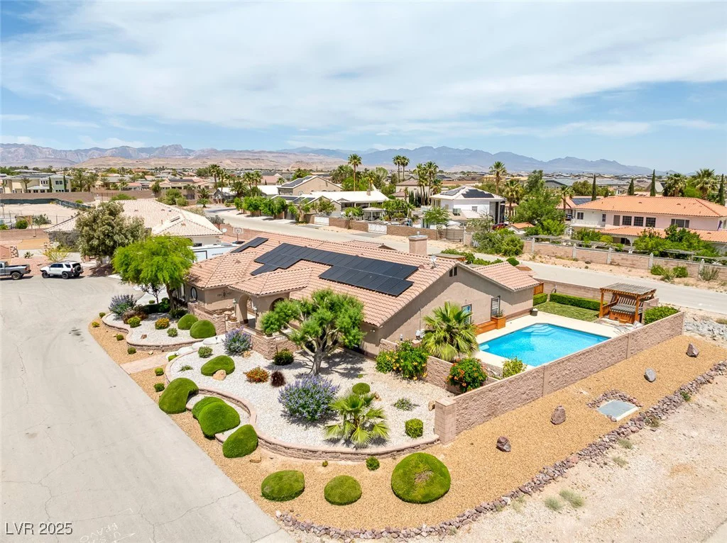 9015 Tenaya, Las Vegas, NV 89113