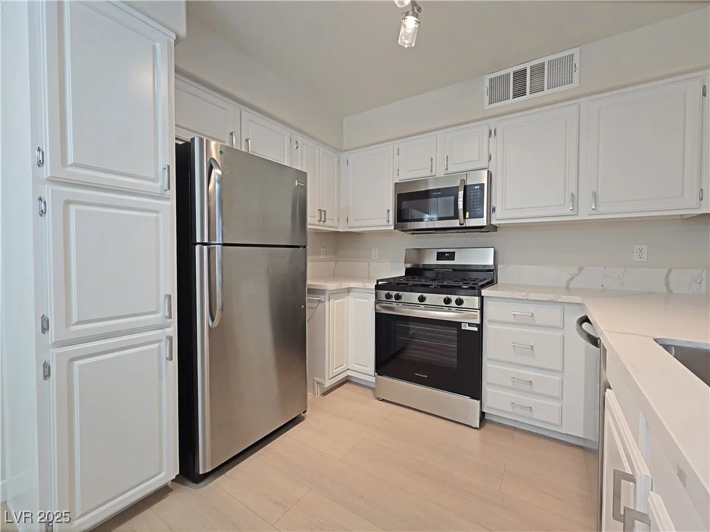 5710 Tropicana, Las Vegas, NV 89122