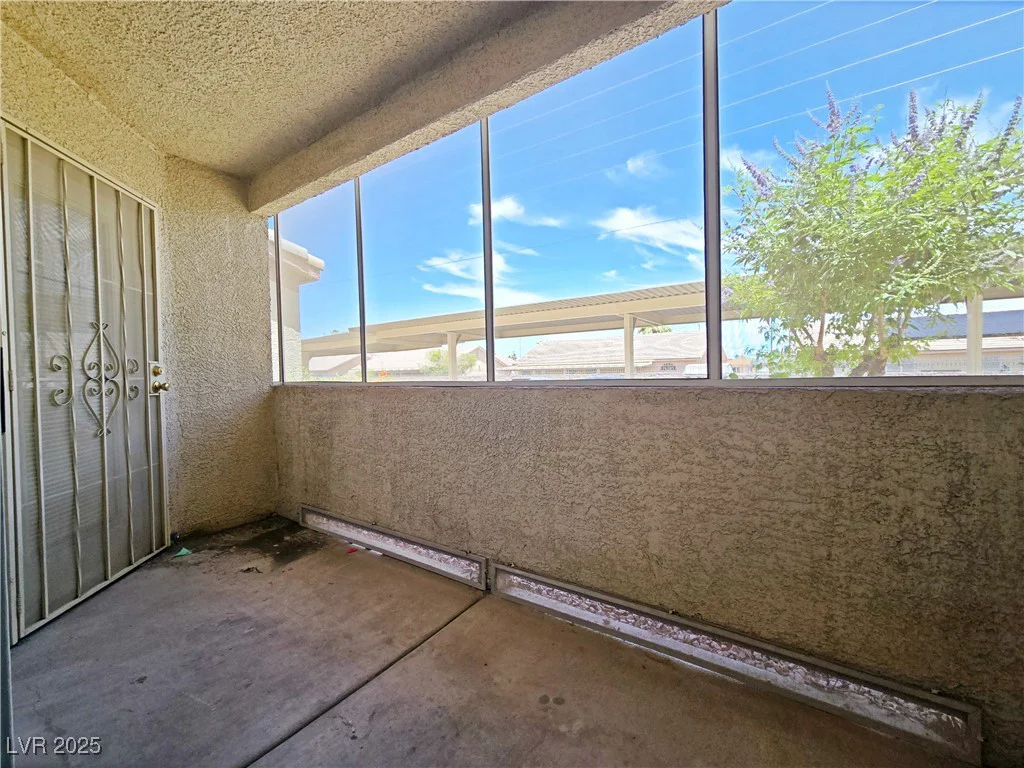 5710 Tropicana, Las Vegas, NV 89122