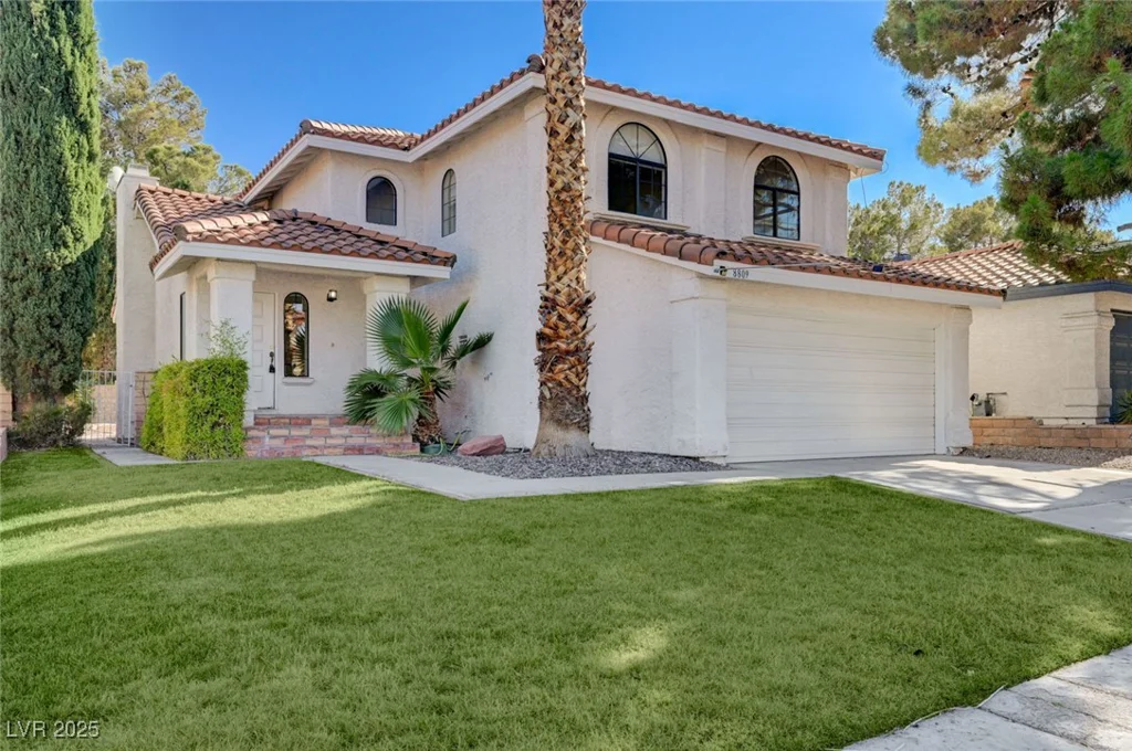 8809 Beach Front, Las Vegas, NV 89117