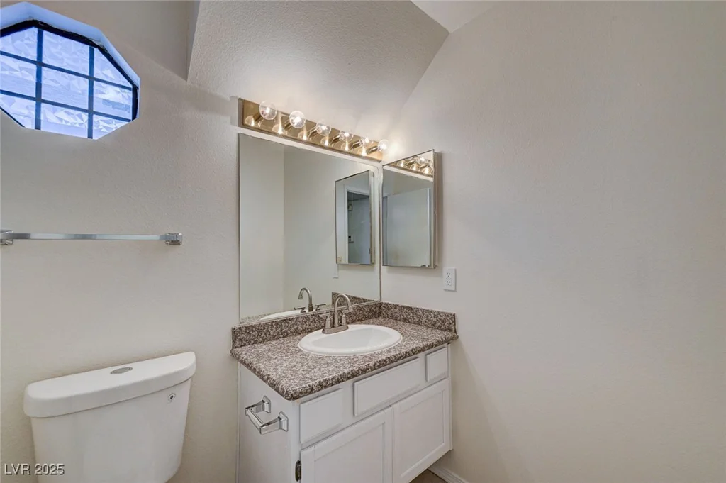8809 Beach Front, Las Vegas, NV 89117