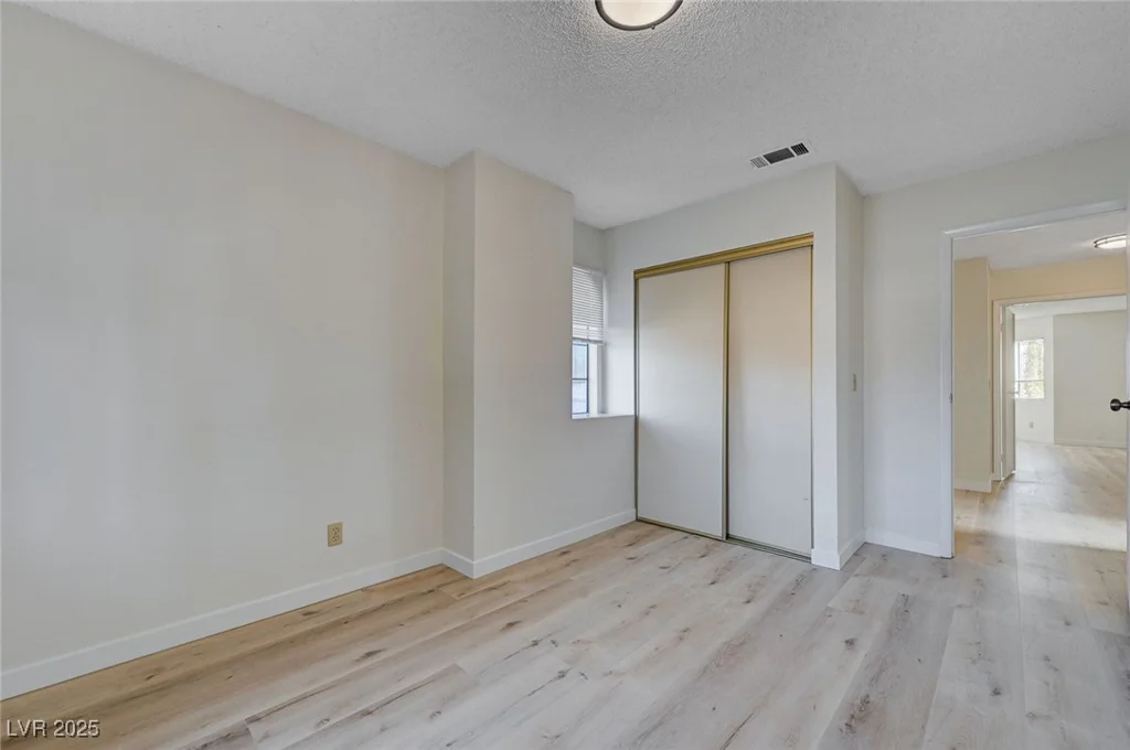 8809 Beach Front, Las Vegas, NV 89117