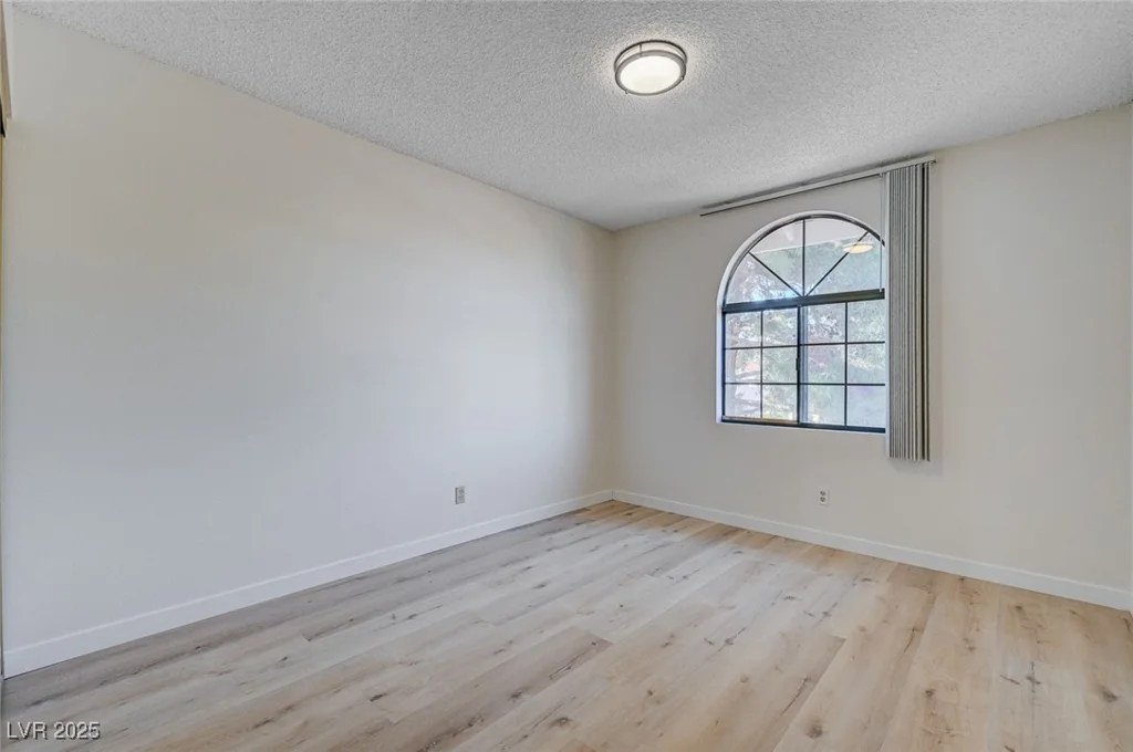 8809 Beach Front, Las Vegas, NV 89117