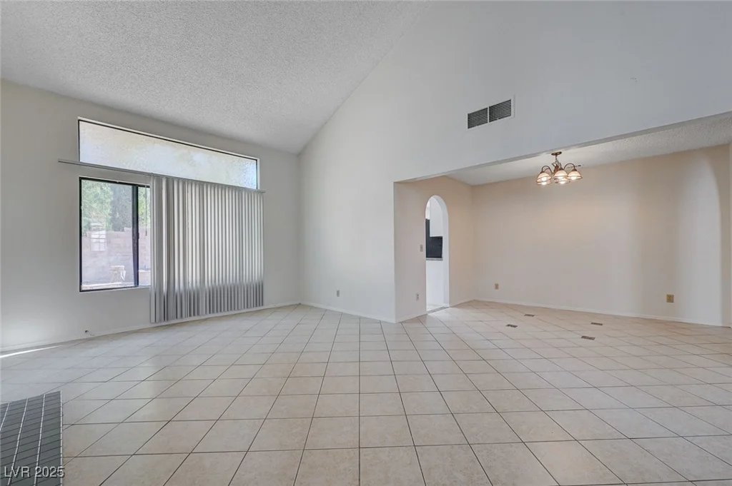 8809 Beach Front, Las Vegas, NV 89117