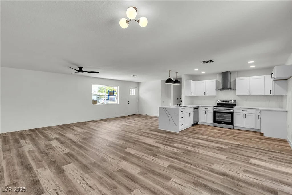 5617 Reiter, Las Vegas, NV 89108