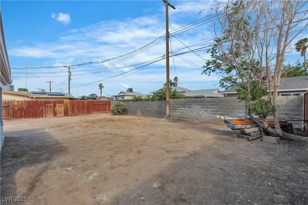 5617 Reiter, Las Vegas, NV 89108