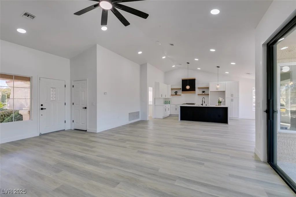 2905 Legend, Las Vegas, NV 89134