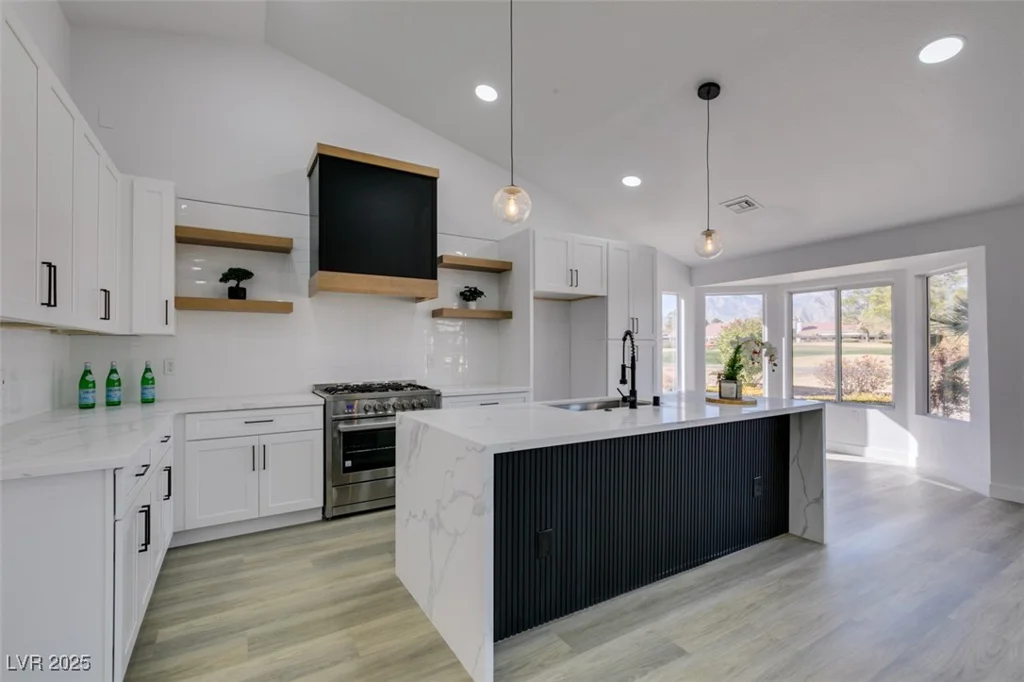 2905 Legend, Las Vegas, NV 89134