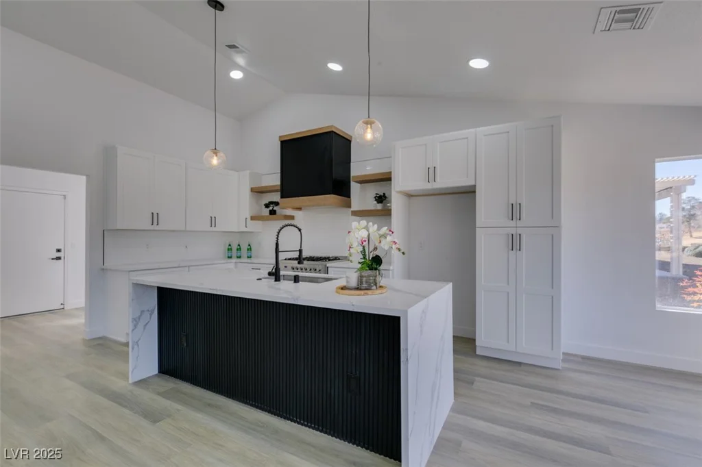 2905 Legend, Las Vegas, NV 89134