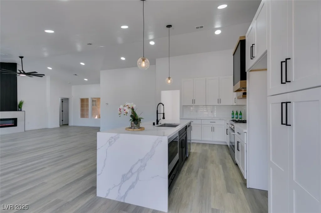 2905 Legend, Las Vegas, NV 89134