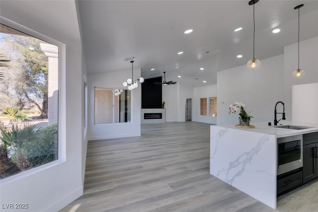 2905 Legend, Las Vegas, NV 89134