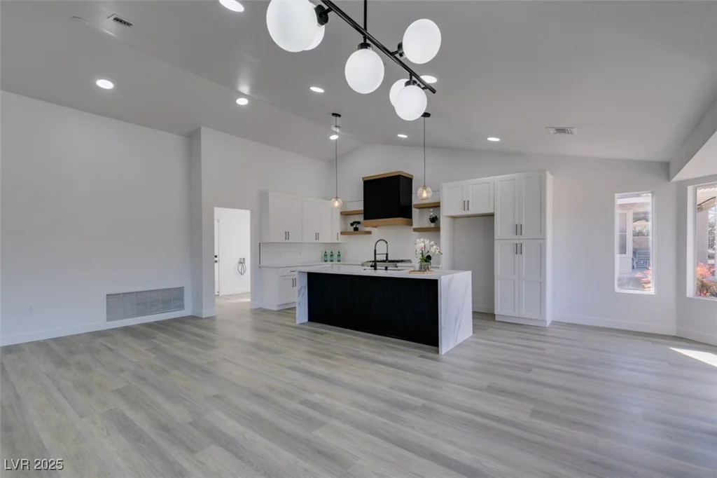2905 Legend, Las Vegas, NV 89134