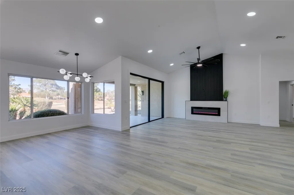 2905 Legend, Las Vegas, NV 89134