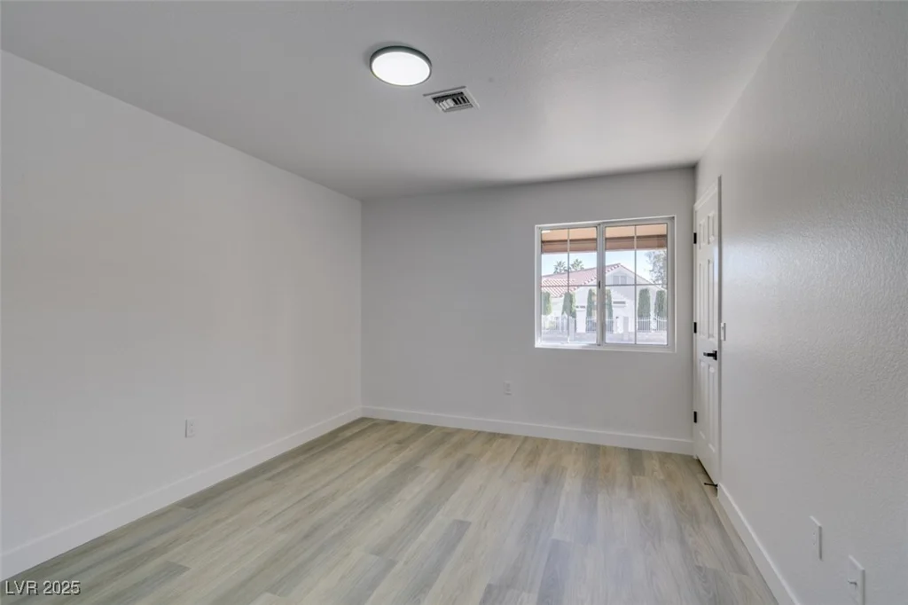 2905 Legend, Las Vegas, NV 89134