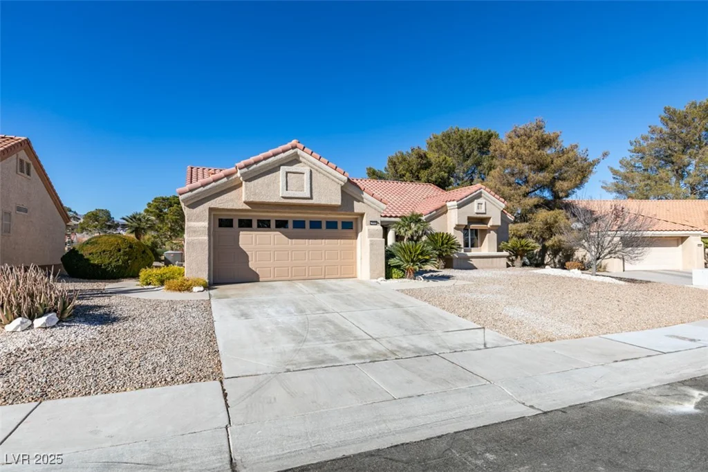 2905 Legend, Las Vegas, NV 89134