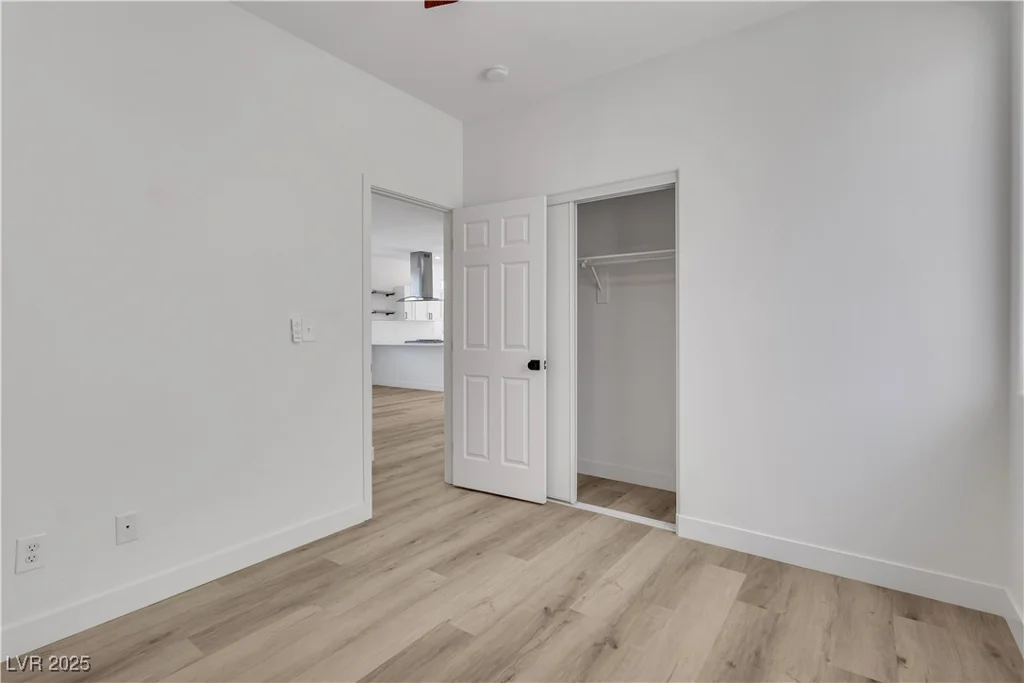 8944 Rochelle, Las Vegas, NV 89147