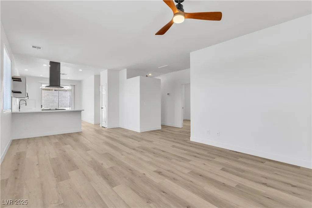8944 Rochelle, Las Vegas, NV 89147