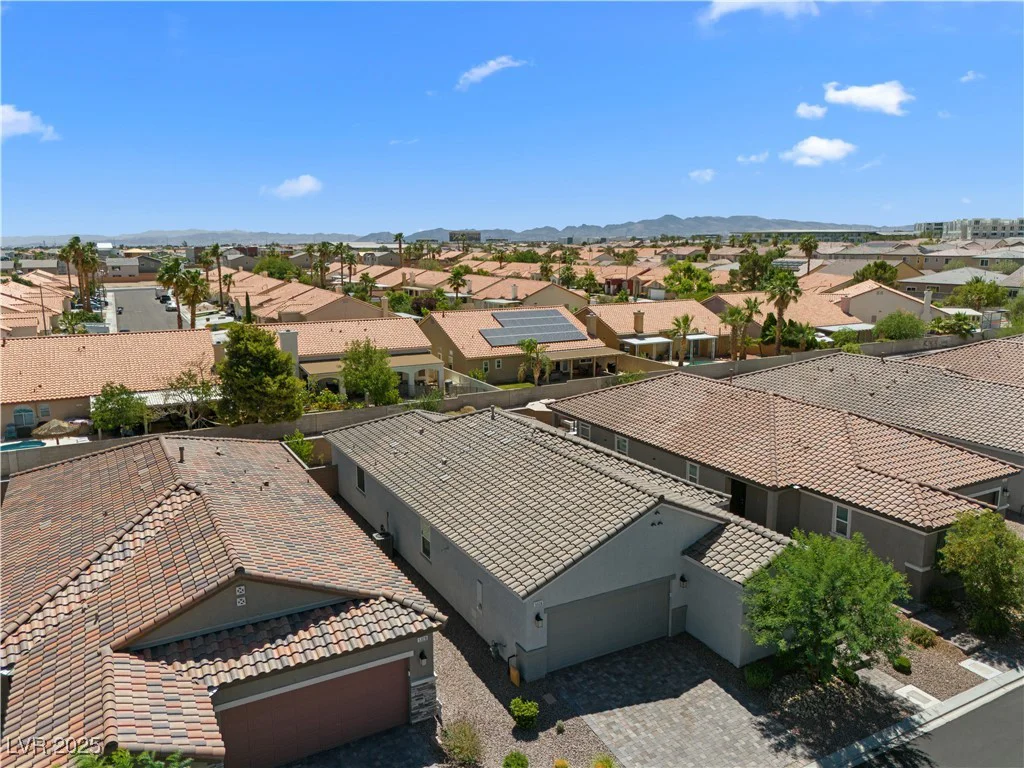 5936 Bruselas, Las Vegas, NV 89113