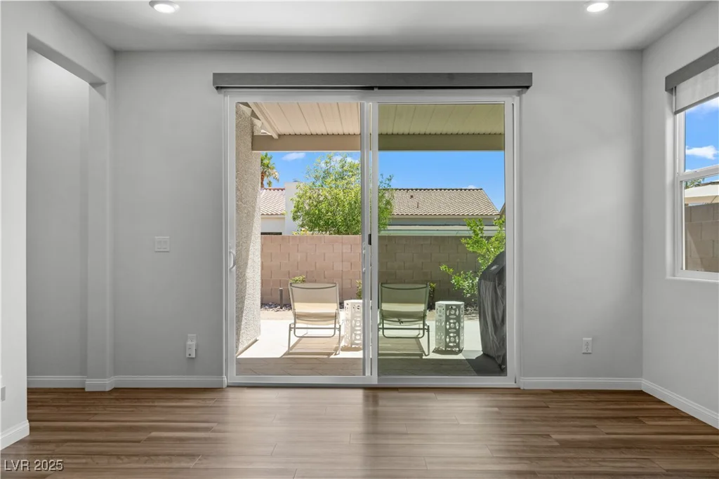 5936 Bruselas, Las Vegas, NV 89113