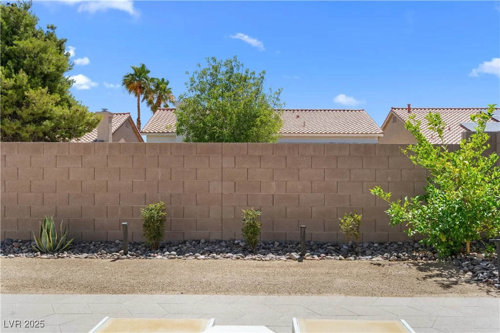 5936 Bruselas, Las Vegas, NV 89113