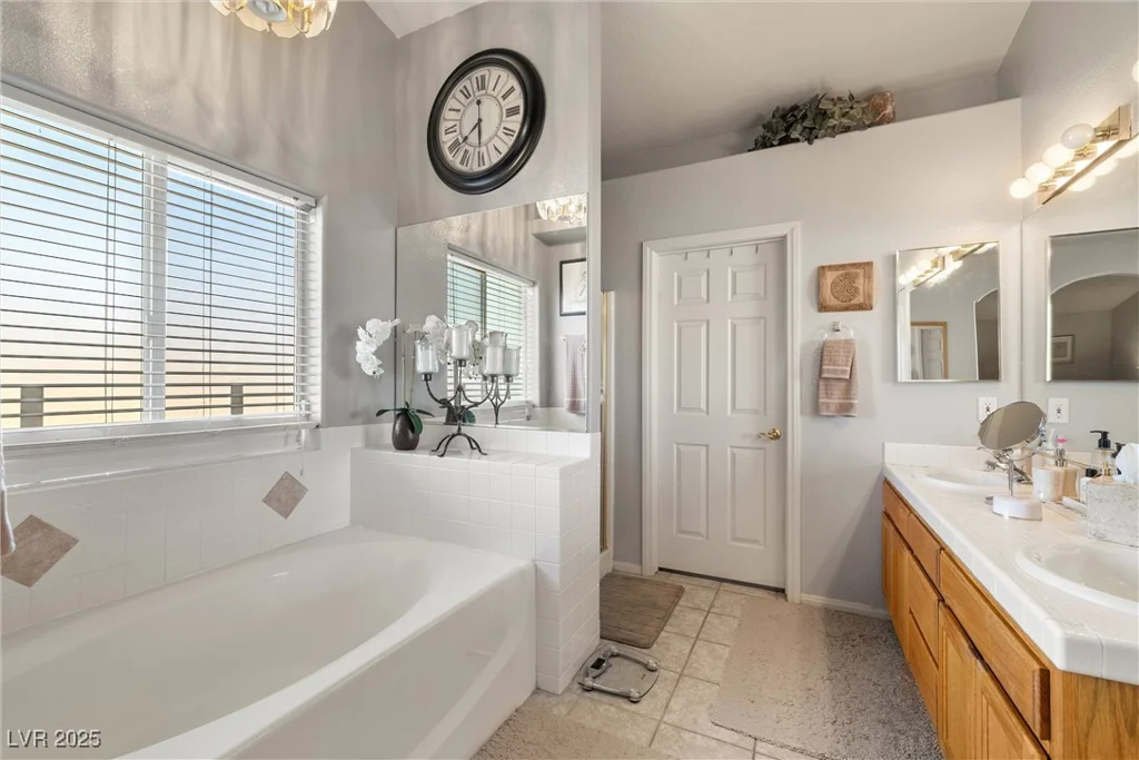 5950 Mojave, Pahrump, NV 89061
