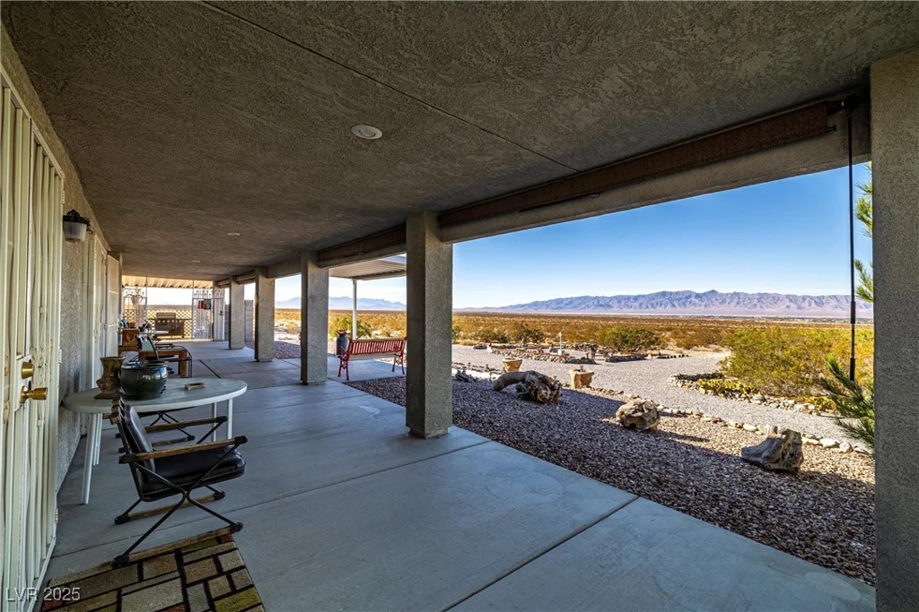 5950 Mojave, Pahrump, NV 89061