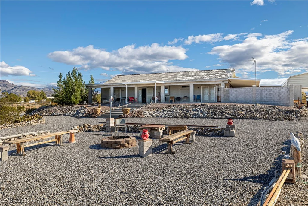5950 Mojave, Pahrump, NV 89061