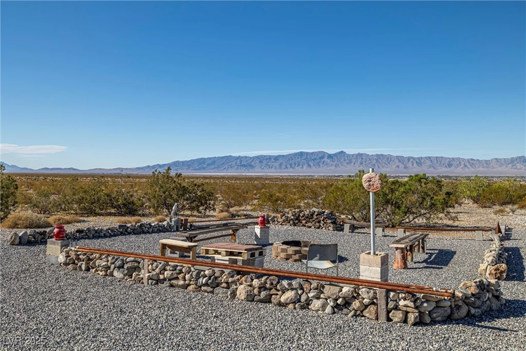 5950 Mojave, Pahrump, NV 89061