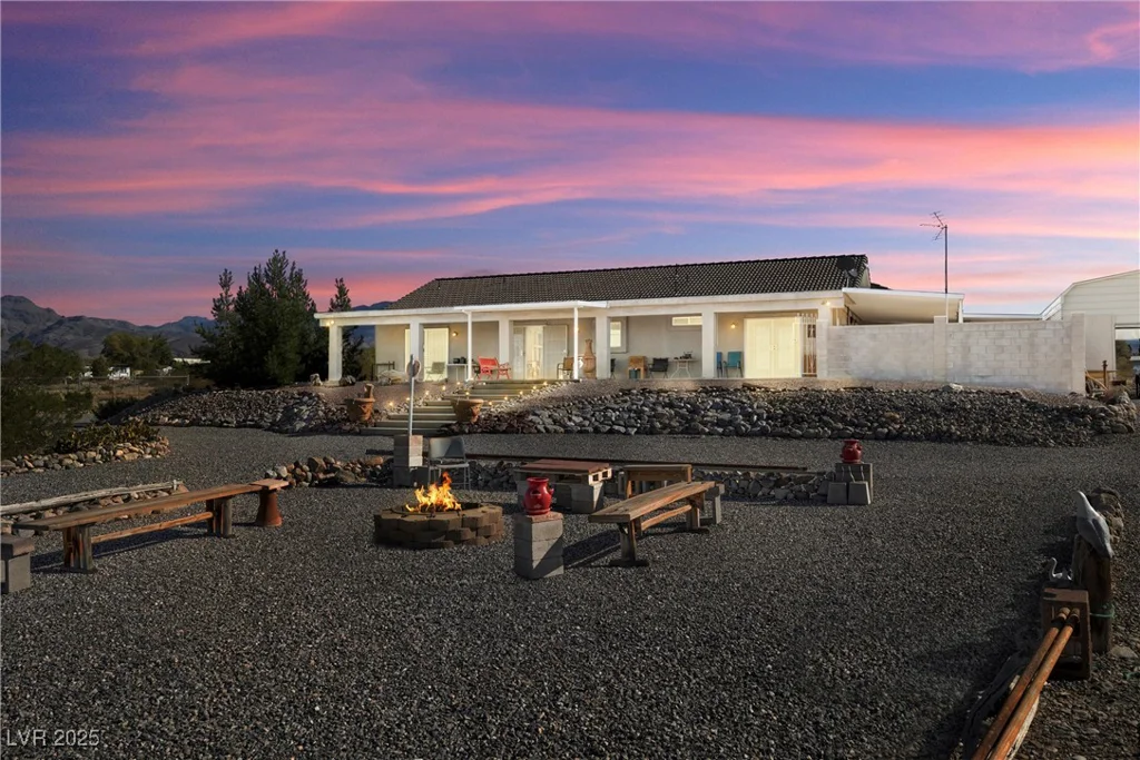 5950 Mojave, Pahrump, NV 89061
