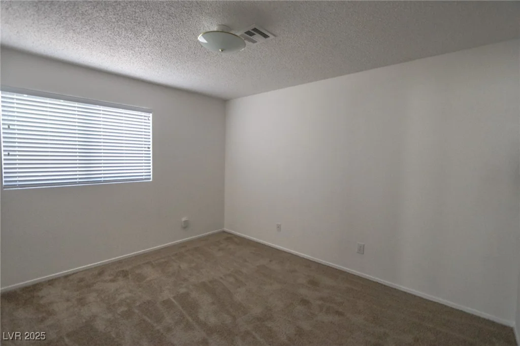 1349 Goldenglow, Las Vegas, NV 89108