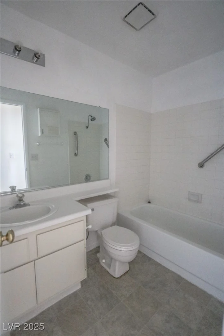 1349 Goldenglow, Las Vegas, NV 89108