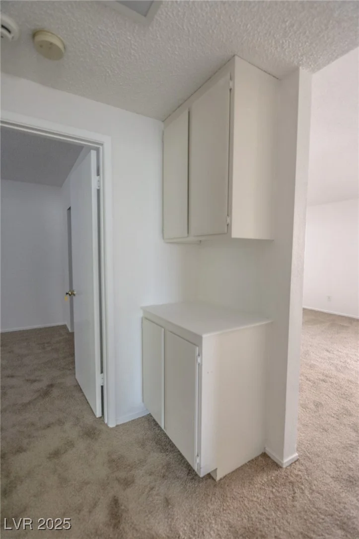 1349 Goldenglow, Las Vegas, NV 89108