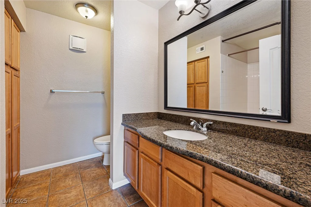 9325 Desert Inn, Las Vegas, NV 89117