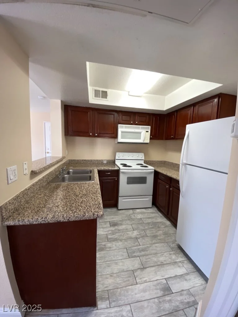6800 Lake Mead, Las Vegas, NV 89156