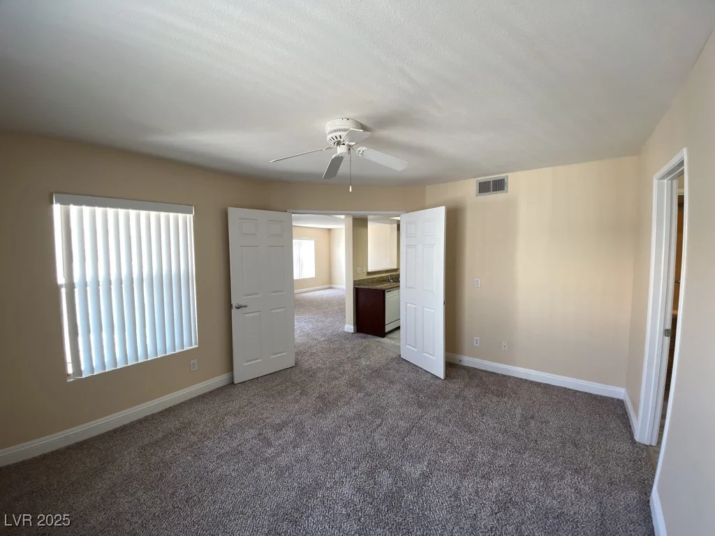 6800 Lake Mead, Las Vegas, NV 89156