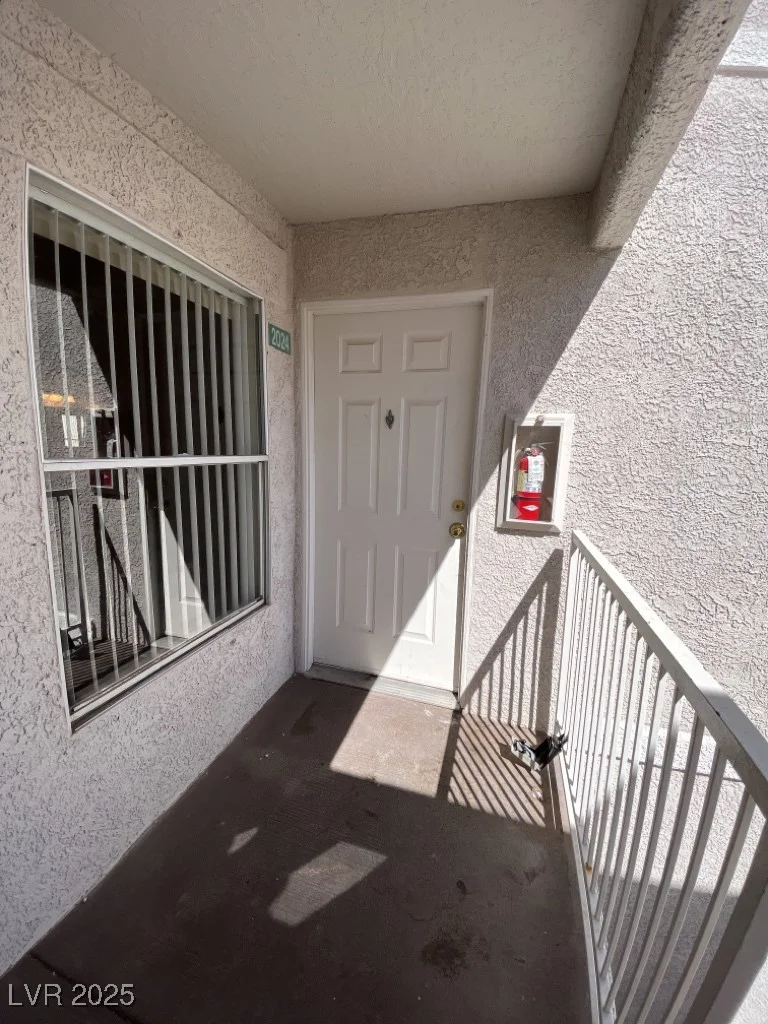 6800 Lake Mead, Las Vegas, NV 89156