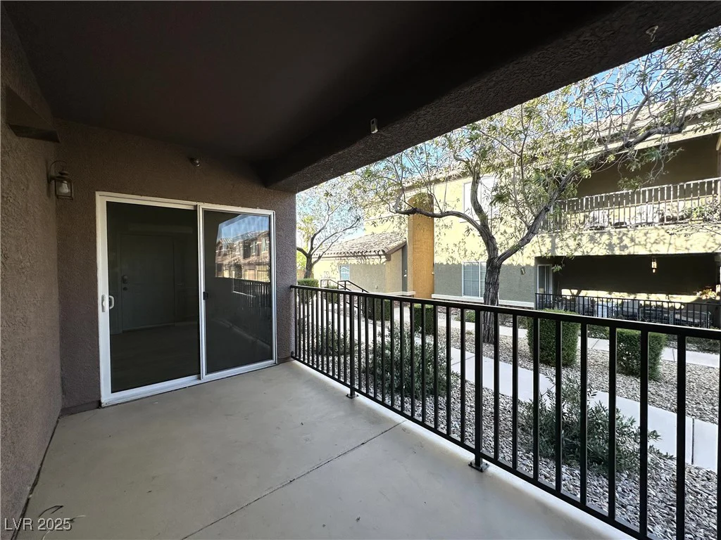 6868 Sky Pointe, Las Vegas, NV 89131