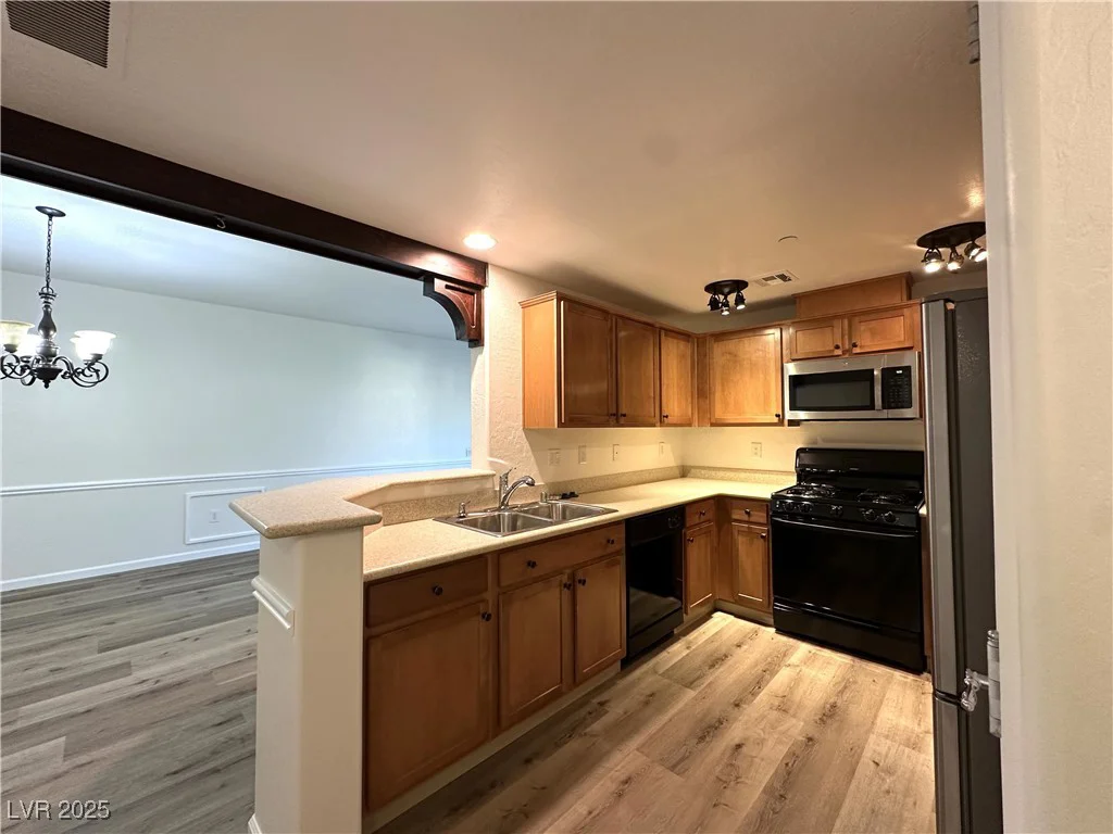 6868 Sky Pointe, Las Vegas, NV 89131