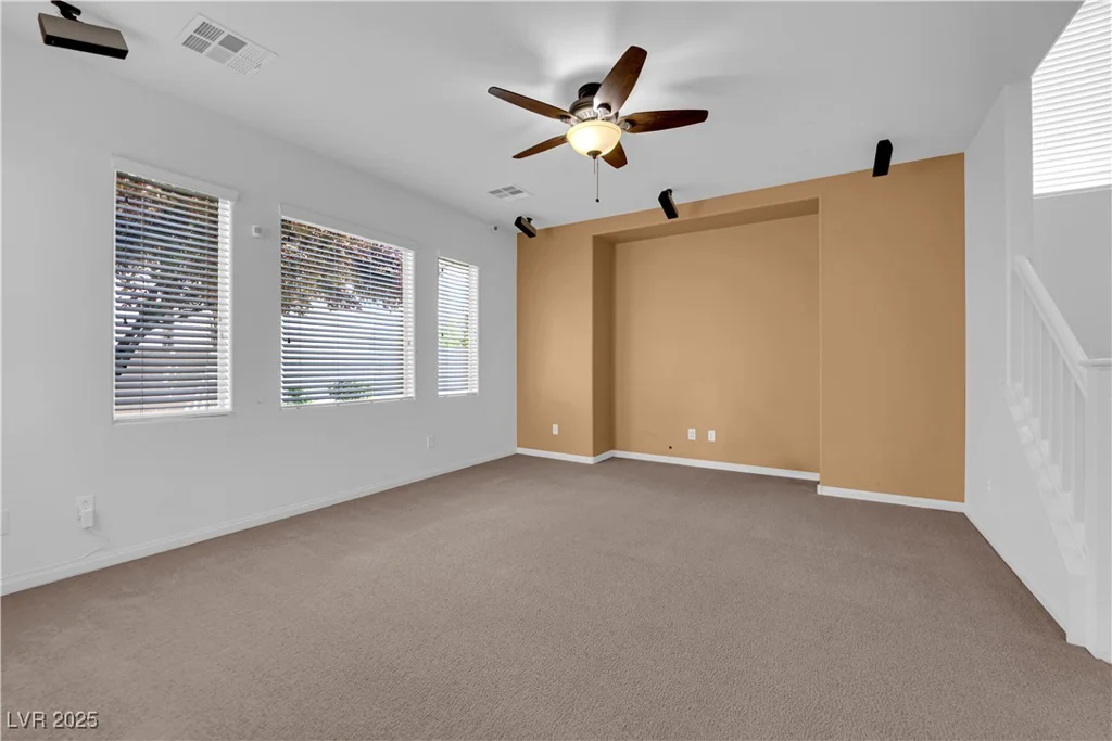 8562 Burning Bridge, Las Vegas, NV 89131