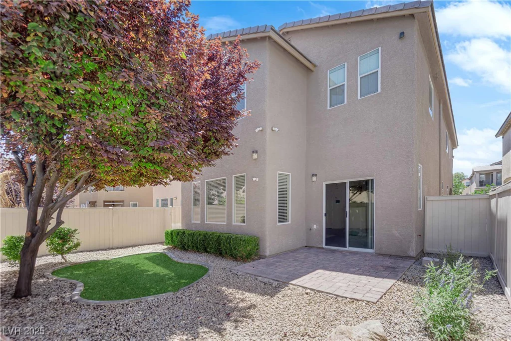 8562 Burning Bridge, Las Vegas, NV 89131