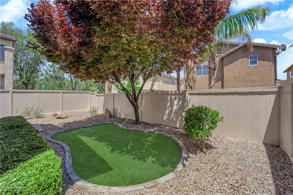 8562 Burning Bridge, Las Vegas, NV 89131