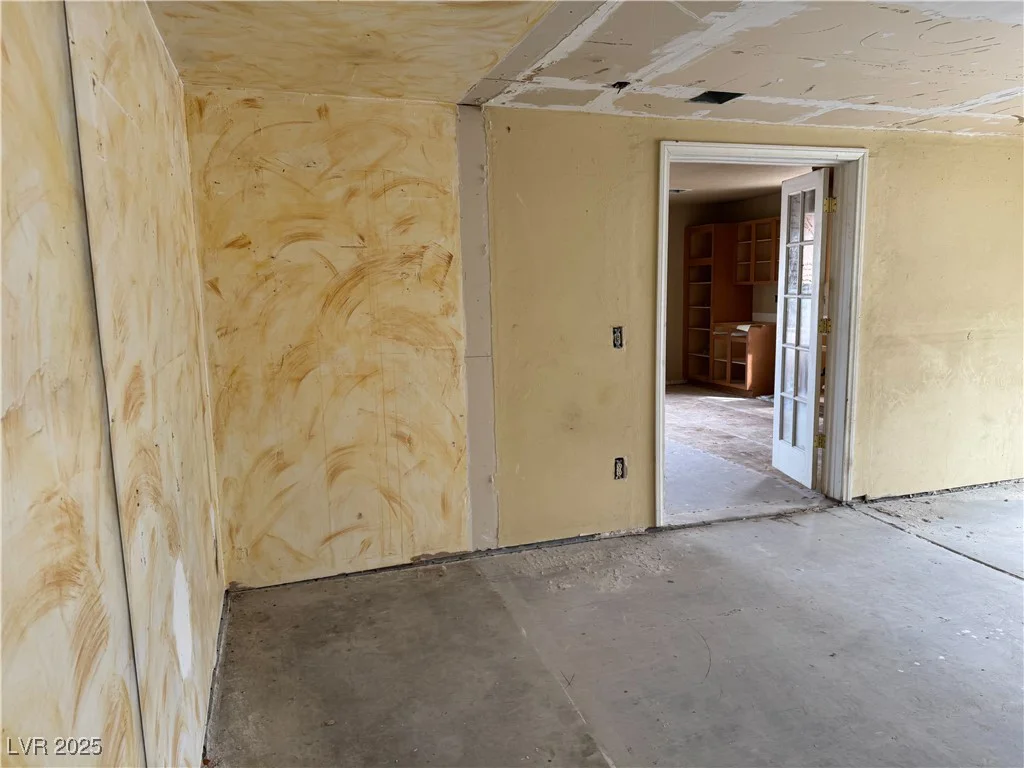 2451 Falcon, Pahrump, NV 89048
