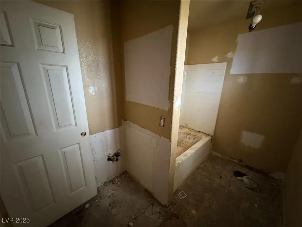 2451 Falcon, Pahrump, NV 89048