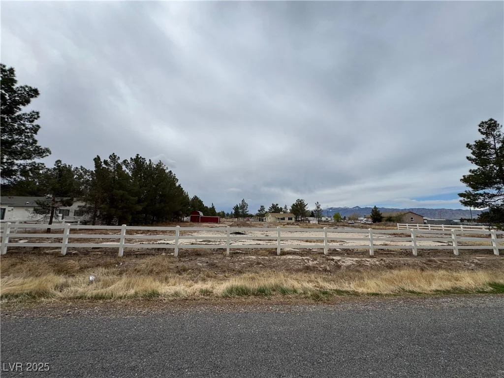 2451 Falcon, Pahrump, NV 89048