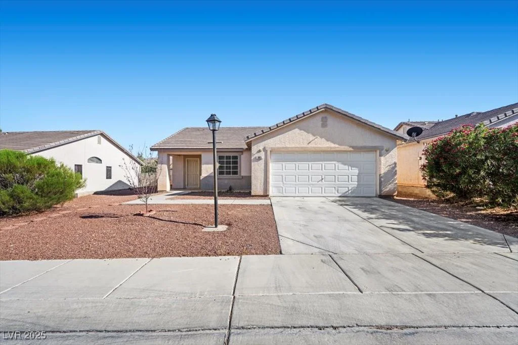 905 Harp, North Las Vegas, NV 89032