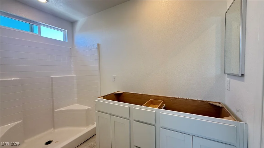 4684 Parkarbor, Las Vegas, NV 89141