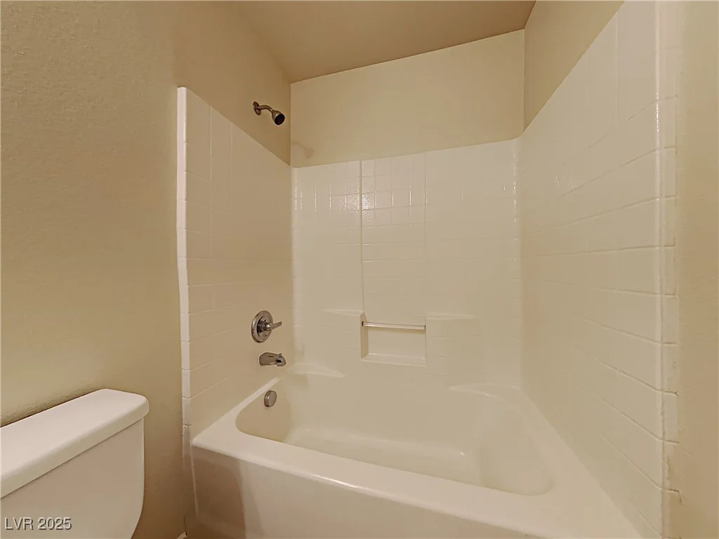 2132 Tierra Del Verde, Las Vegas, NV 89156