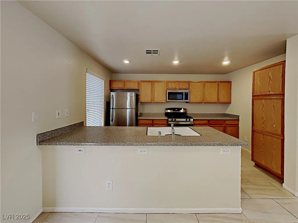 2132 Tierra Del Verde, Las Vegas, NV 89156