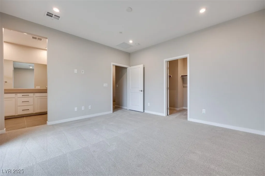 11922 Glide Reflection, Las Vegas, NV 89138