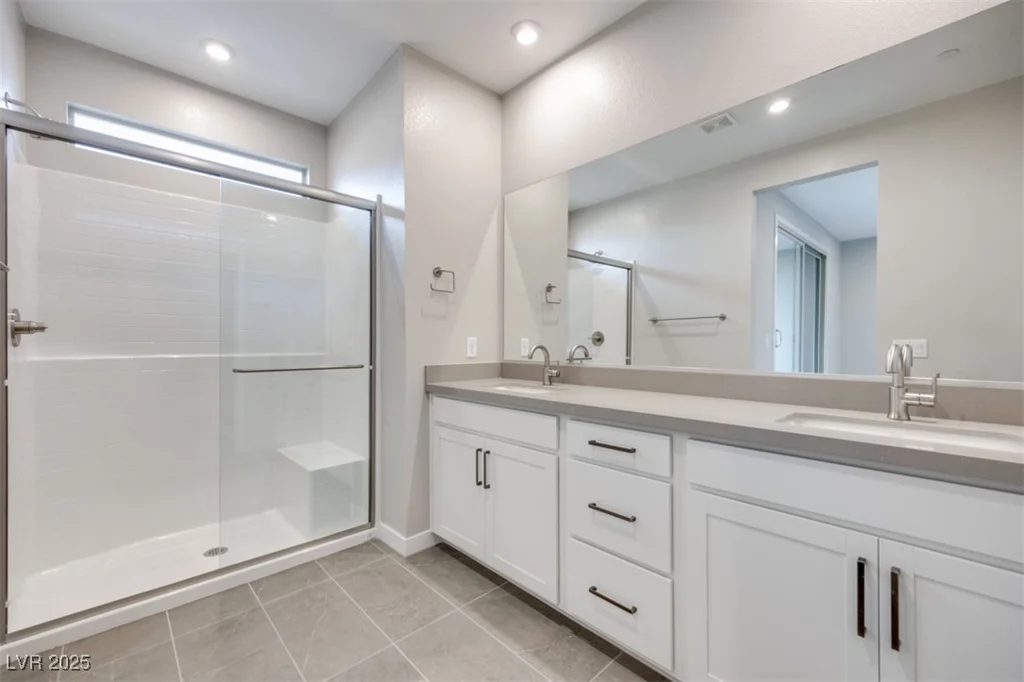 11922 Glide Reflection, Las Vegas, NV 89138